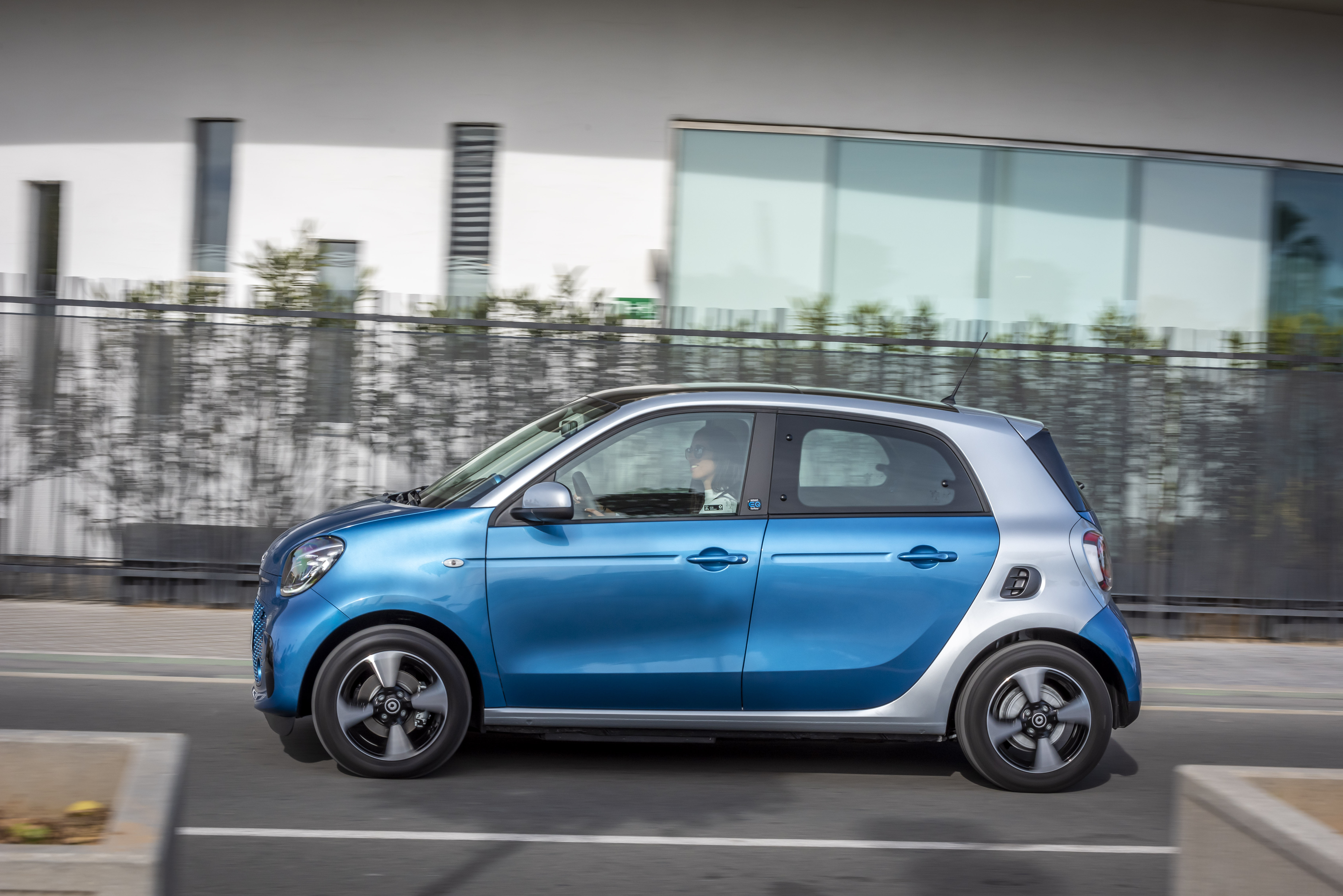 smart EQ forfour with £1,550 off.*